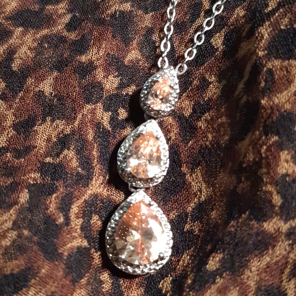 Beautiful Topaz Crystal Pendant